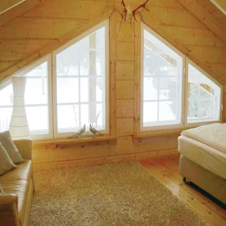 Holiday home Three-bedroom Holiday In